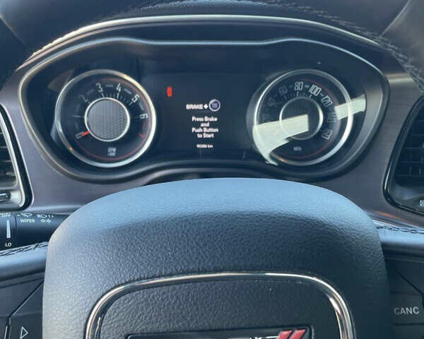 Черный Додж Челенджер, объемом двигателя 3.56 л и пробегом 110 тыс. км за 17000 $, фото 9 на Automoto.ua