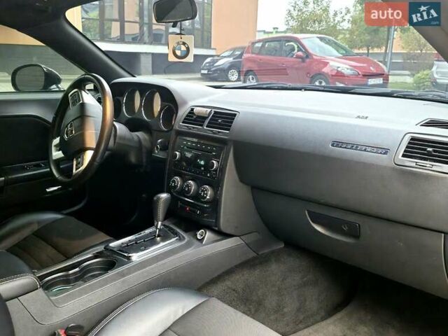 Додж Челенджер 2014 в Ивано-Франковске на Automoto.ua Черный Додж Челенджер, объемом двигателя 3.6 л и пробегом 182 тыс. км за 13950 $, фото 48 на Automoto.ua