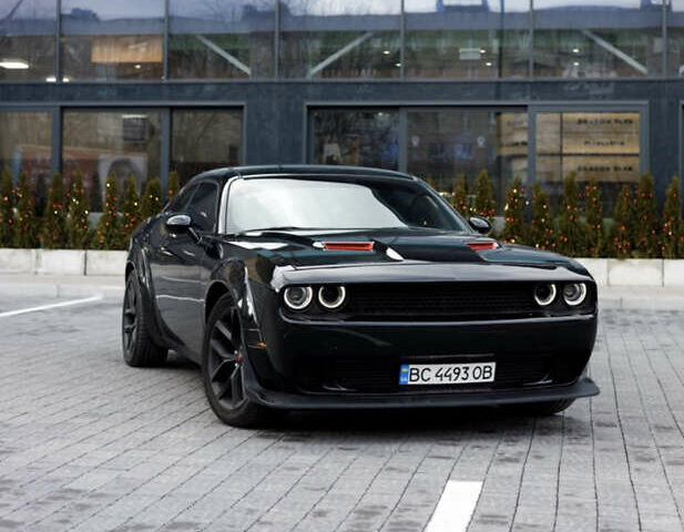 Чорний Додж Challenger, об'ємом двигуна 3.6 л та пробігом 234 тис. км за 12900 $, фото 2 на Automoto.ua