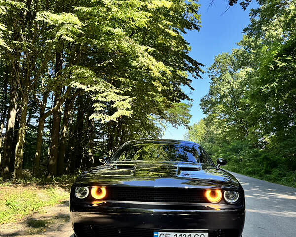 Чорний Додж Challenger, об'ємом двигуна 3.61 л та пробігом 220 тис. км за 19000 $, фото 1 на Automoto.ua