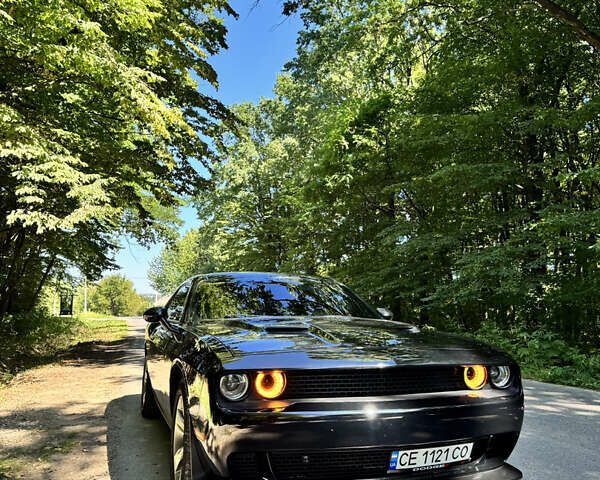 Чорний Додж Challenger, об'ємом двигуна 3.61 л та пробігом 220 тис. км за 19000 $, фото 2 на Automoto.ua