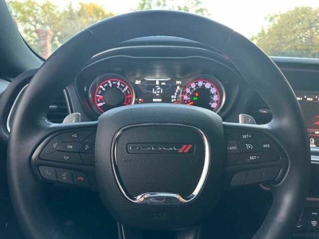 Чорний Додж Challenger, об'ємом двигуна 3.6 л та пробігом 38 тис. км за 5500 $, фото 13 на Automoto.ua
