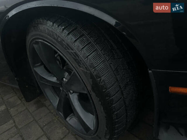 Чорний Додж Challenger, об'ємом двигуна 3.6 л та пробігом 95 тис. км за 17600 $, фото 4 на Automoto.ua