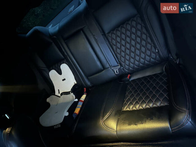 Чорний Додж Challenger, об'ємом двигуна 3.6 л та пробігом 95 тис. км за 17600 $, фото 18 на Automoto.ua
