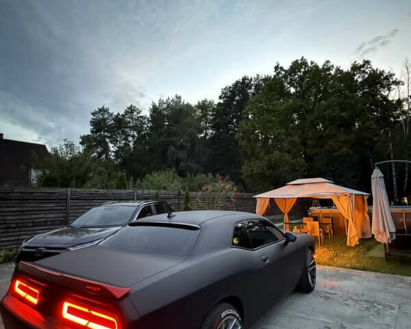 Черный Додж Челенджер, объемом двигателя 3.6 л и пробегом 161 тыс. км за 23500 $, фото 12 на Automoto.ua