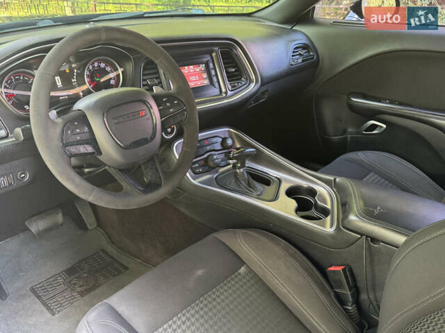 Чорний Додж Challenger, об'ємом двигуна 3.6 л та пробігом 200 тис. км за 23000 $, фото 7 на Automoto.ua
