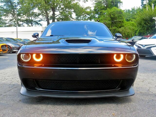 Черный Додж Челенджер, объемом двигателя 6.2 л и пробегом 52 тыс. км за 32000 $, фото 1 на Automoto.ua