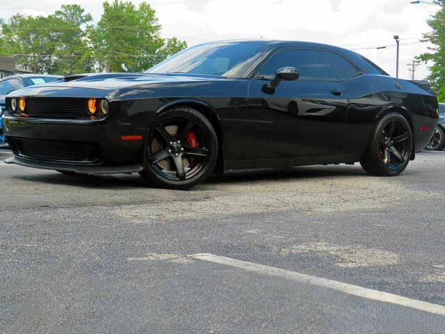 Черный Додж Челенджер, объемом двигателя 6.2 л и пробегом 52 тыс. км за 32000 $, фото 2 на Automoto.ua