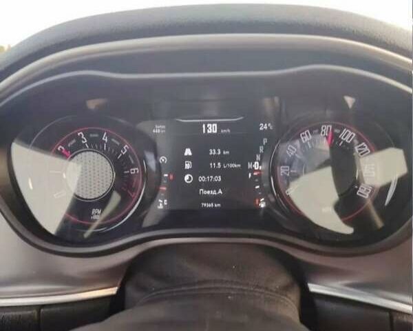 Черный Додж Челенджер, объемом двигателя 5.65 л и пробегом 141 тыс. км за 26300 $, фото 3 на Automoto.ua