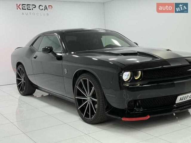 Черный Додж Челенджер, объемом двигателя 3.6 л и пробегом 100 тыс. км за 19000 $, фото 6 на Automoto.ua