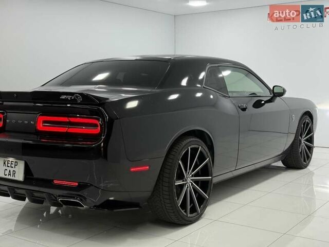 Черный Додж Челенджер, объемом двигателя 3.6 л и пробегом 100 тыс. км за 19000 $, фото 14 на Automoto.ua