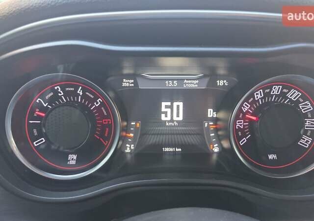 Черный Додж Челенджер, объемом двигателя 5.65 л и пробегом 139 тыс. км за 27000 $, фото 28 на Automoto.ua