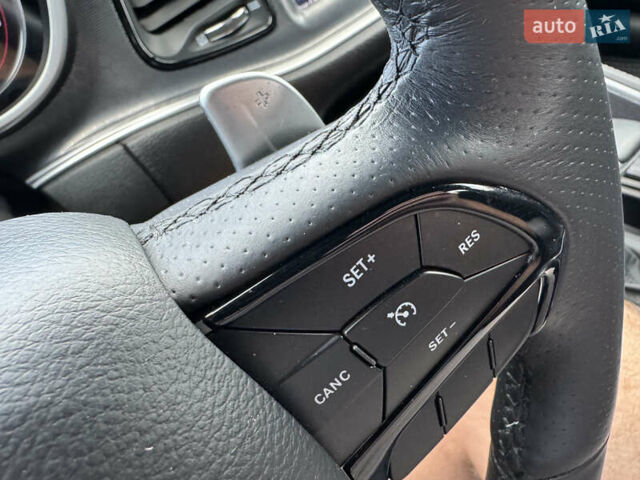 Черный Додж Челенджер, объемом двигателя 3.6 л и пробегом 81 тыс. км за 21990 $, фото 29 на Automoto.ua