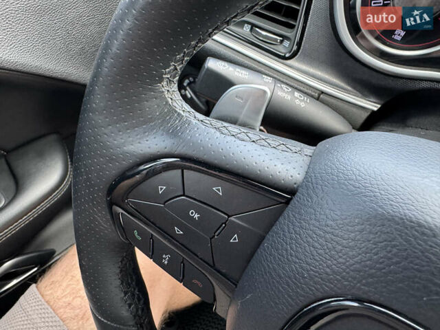 Черный Додж Челенджер, объемом двигателя 3.6 л и пробегом 81 тыс. км за 21990 $, фото 30 на Automoto.ua