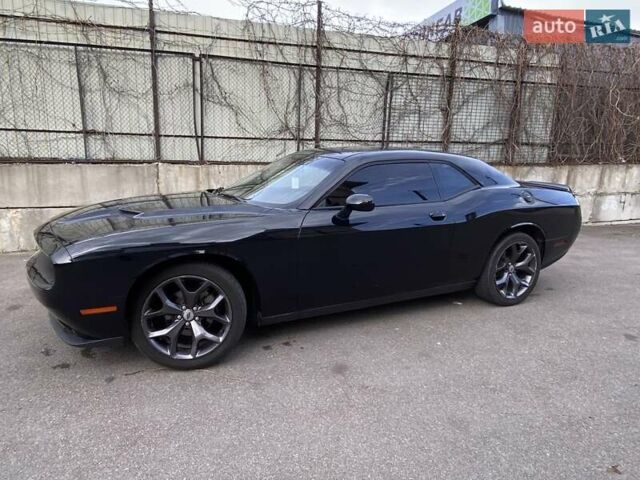 Додж Челенджер 2017 в Киеве на Automoto.ua Черный Додж Челенджер, объемом двигателя 3.6 л и пробегом 145 тыс. км за 17200 $, фото 2 на Automoto.ua