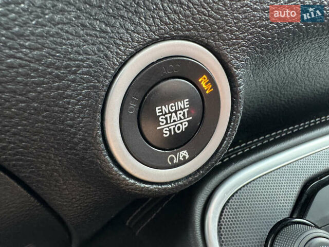 Черный Додж Челенджер, объемом двигателя 3.6 л и пробегом 81 тыс. км за 21990 $, фото 33 на Automoto.ua