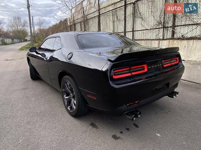 Додж Челенджер 2017 в Киеве на Automoto.ua Черный Додж Челенджер, объемом двигателя 3.6 л и пробегом 145 тыс. км за 17200 $, фото 4 на Automoto.ua