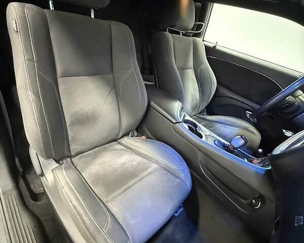 Черный Додж Челенджер, объемом двигателя 3.6 л и пробегом 100 тыс. км за 19000 $, фото 19 на Automoto.ua