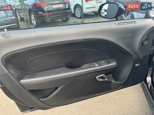 Черный Додж Челенджер, объемом двигателя 3.6 л и пробегом 81 тыс. км за 21990 $, фото 22 на Automoto.ua