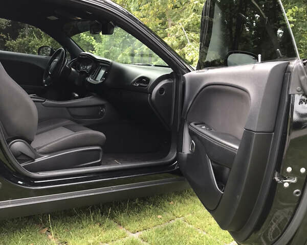 Черный Додж Челенджер, объемом двигателя 3.6 л и пробегом 124 тыс. км за 19500 $, фото 12 на Automoto.ua