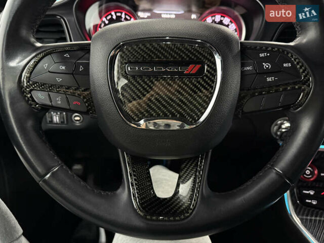 Черный Додж Челенджер, объемом двигателя 3.6 л и пробегом 100 тыс. км за 17999 $, фото 14 на Automoto.ua