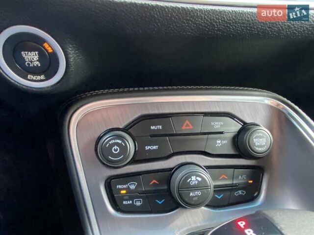 Додж Челенджер 2017 в Киеве на Automoto.ua Черный Додж Челенджер, объемом двигателя 3.6 л и пробегом 145 тыс. км за 17200 $, фото 33 на Automoto.ua