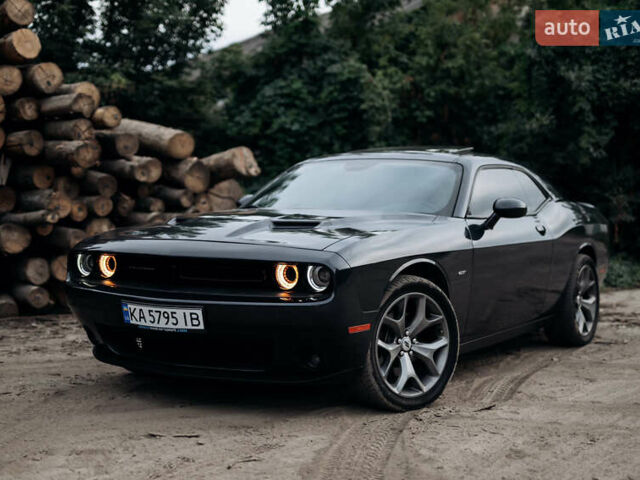 Черный Додж Челенджер, объемом двигателя 3.6 л и пробегом 86 тыс. км за 22500 $, фото 1 на Automoto.ua