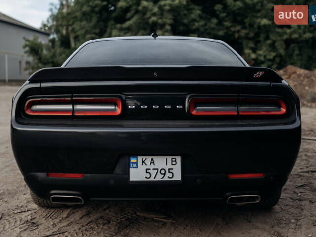 Черный Додж Челенджер, объемом двигателя 3.6 л и пробегом 86 тыс. км за 22500 $, фото 4 на Automoto.ua