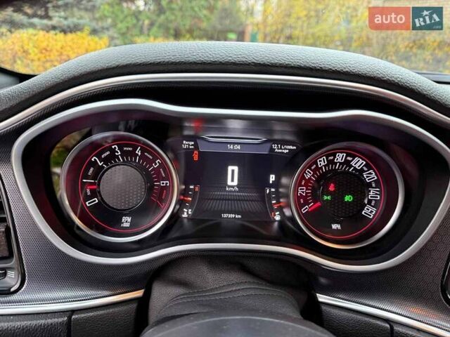 Черный Додж Челенджер, объемом двигателя 3.6 л и пробегом 137 тыс. км за 19740 $, фото 19 на Automoto.ua