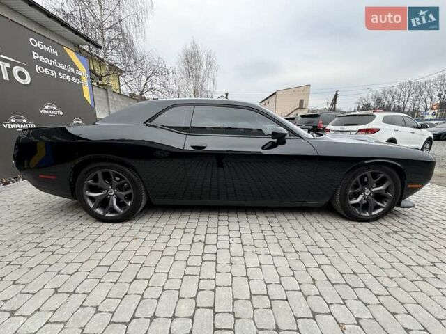 Чорний Додж Challenger, об'ємом двигуна 5.7 л та пробігом 98 тис. км за 23800 $, фото 15 на Automoto.ua