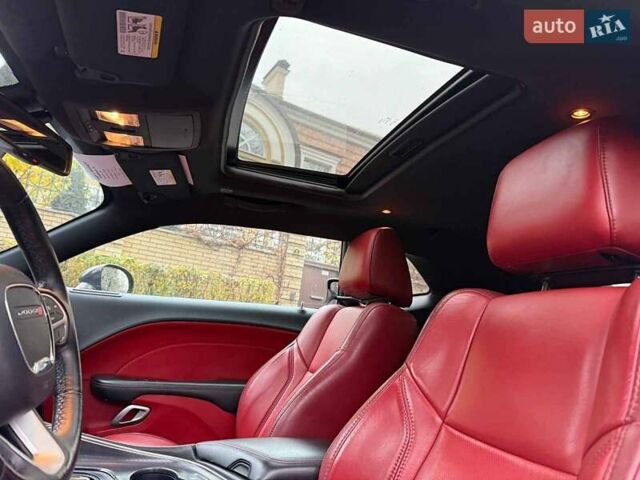 Черный Додж Челенджер, объемом двигателя 3.6 л и пробегом 137 тыс. км за 19740 $, фото 22 на Automoto.ua