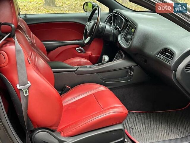 Додж Челенджер 2018 в Киеве на Automoto.ua Черный Додж Челенджер, объемом двигателя 3.6 л и пробегом 137 тыс. км за 21290 $, фото 15 на Automoto.ua