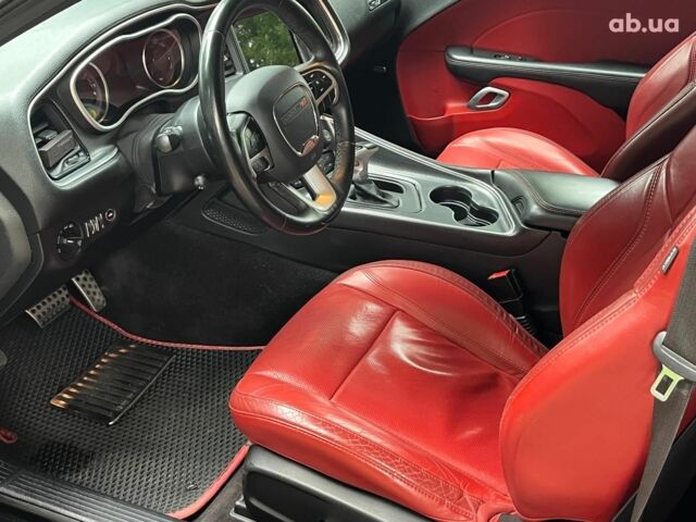 Додж Челенджер 2018 в Киеве на Automoto.ua Черный Додж Челенджер, объемом двигателя 3.6 л и пробегом 137 тыс. км за 21290 $, фото 20 на Automoto.ua