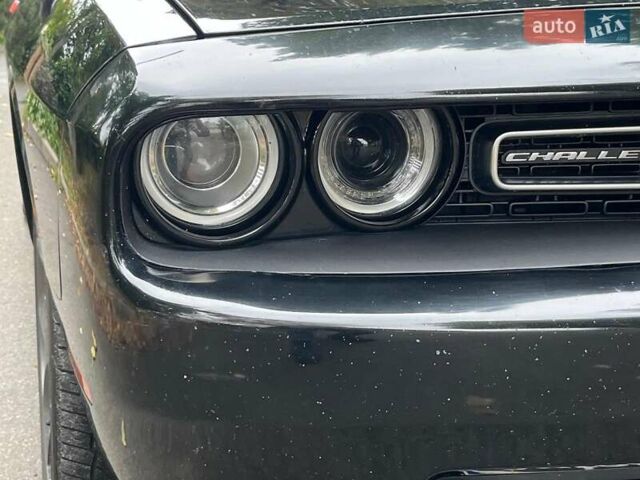 Додж Челенджер 2018 в Киеве на Automoto.ua Черный Додж Челенджер, объемом двигателя 3.6 л и пробегом 137 тыс. км за 21290 $, фото 4 на Automoto.ua