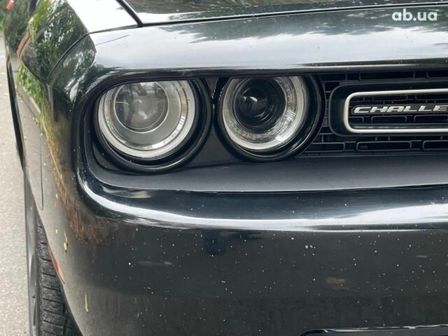 Додж Челенджер 2018 в Киеве на Automoto.ua Черный Додж Челенджер, объемом двигателя 3.6 л и пробегом 137 тыс. км за 21290 $, фото 5 на Automoto.ua