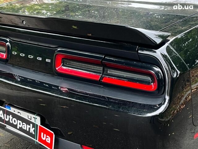 Додж Челенджер 2018 в Киеве на Automoto.ua Черный Додж Челенджер, объемом двигателя 3.6 л и пробегом 137 тыс. км за 21290 $, фото 13 на Automoto.ua