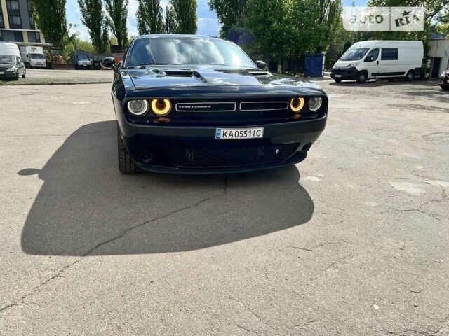 Чорний Додж Challenger, об'ємом двигуна 3.6 л та пробігом 105 тис. км за 18800 $, фото 1 на Automoto.ua