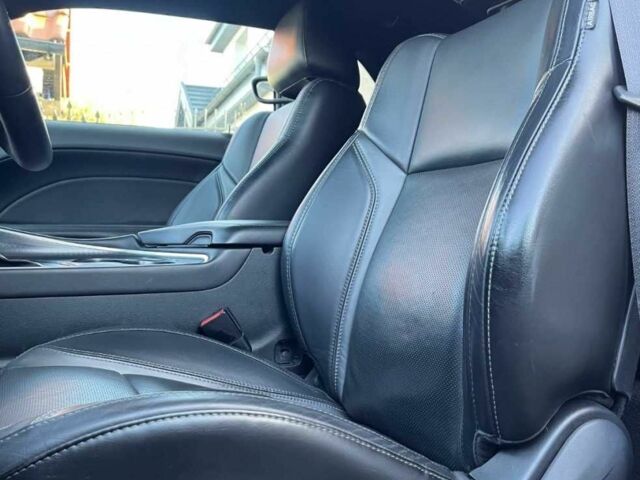 Черный Додж Челенджер, объемом двигателя 3.6 л и пробегом 76 тыс. км за 14700 $, фото 10 на Automoto.ua