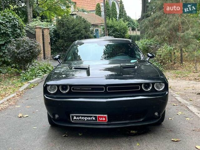 Додж Челенджер 2018 в Киеве на Automoto.ua Черный Додж Челенджер, объемом двигателя 3.6 л и пробегом 137 тыс. км за 21290 $, фото 1 на Automoto.ua
