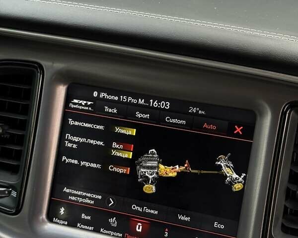 Черный Додж Челенджер, объемом двигателя 6.42 л и пробегом 45 тыс. км за 43000 $, фото 23 на Automoto.ua