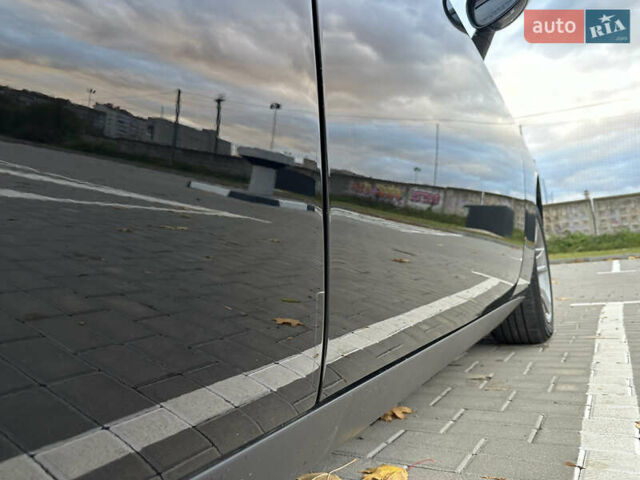 Черный Додж Челенджер, объемом двигателя 3.6 л и пробегом 161 тыс. км за 16900 $, фото 21 на Automoto.ua