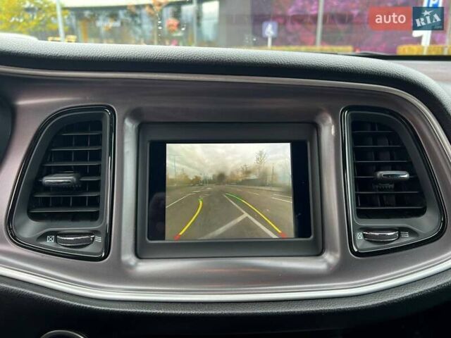 Черный Додж Челенджер, объемом двигателя 3.6 л и пробегом 115 тыс. км за 17990 $, фото 19 на Automoto.ua