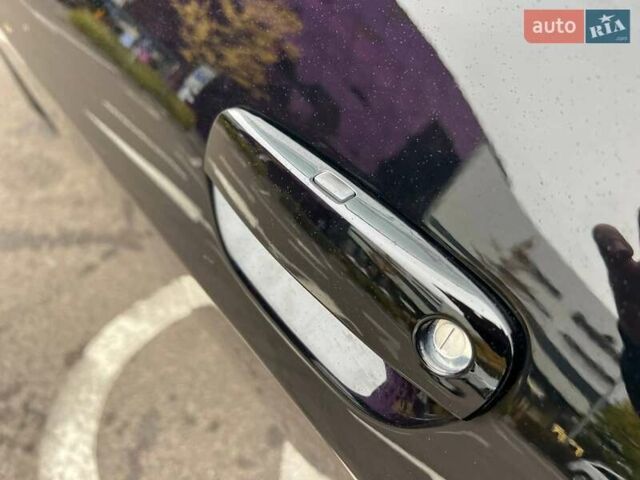 Черный Додж Челенджер, объемом двигателя 3.6 л и пробегом 115 тыс. км за 17990 $, фото 7 на Automoto.ua