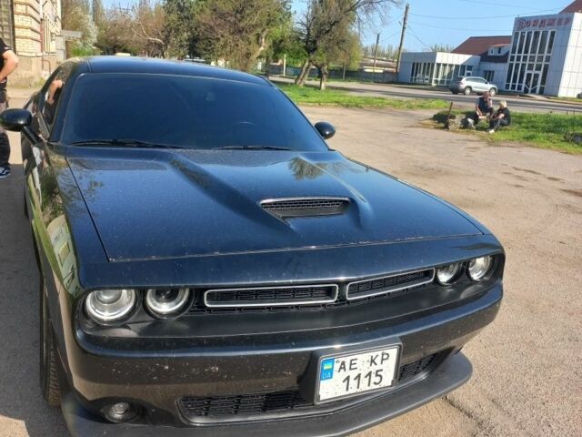 Чорний Додж Challenger, об'ємом двигуна 0.57 л та пробігом 53 тис. км за 28000 $, фото 1 на Automoto.ua