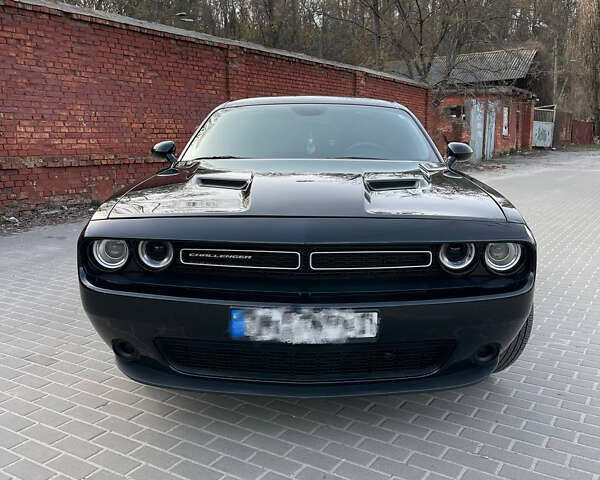 Чорний Додж Challenger, об'ємом двигуна 0 л та пробігом 35 тис. км за 22800 $, фото 4 на Automoto.ua