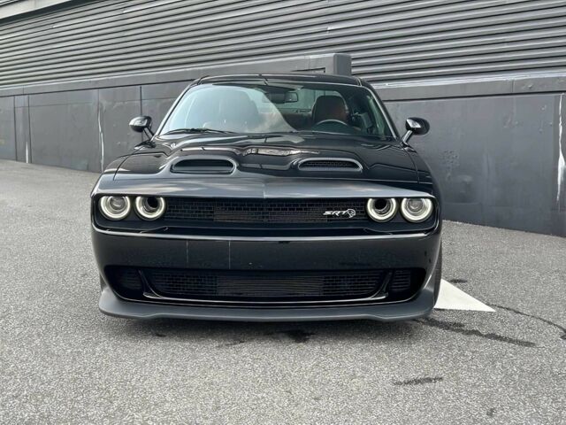 Чорний Додж Challenger, об'ємом двигуна 6.2 л та пробігом 31 тис. км за 43200 $, фото 1 на Automoto.ua