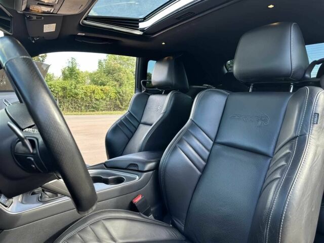 Черный Додж Челенджер, объемом двигателя 6.2 л и пробегом 11 тыс. км за 30000 $, фото 11 на Automoto.ua