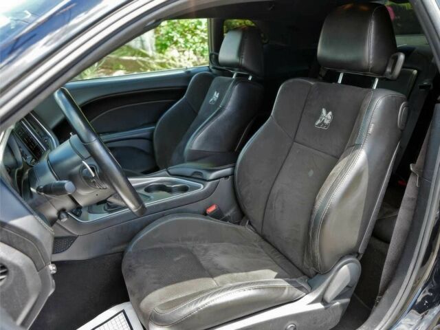 Додж Челенджер 2021 в Львове на Automoto.ua Черный Додж Челенджер, объемом двигателя 6.4 л и пробегом 28 тыс. км за 9900 $, фото 8 на Automoto.ua