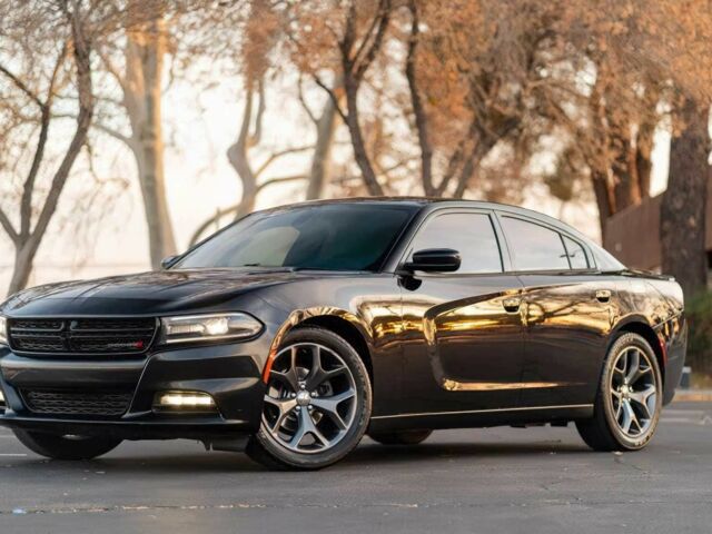 Черный Додж Челенджер, объемом двигателя 3.6 л и пробегом 83 тыс. км за 9600 $, фото 2 на Automoto.ua