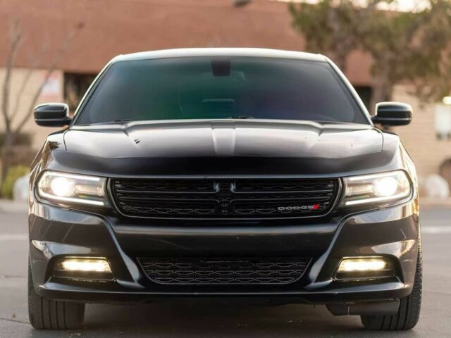 Черный Додж Челенджер, объемом двигателя 3.6 л и пробегом 83 тыс. км за 9600 $, фото 1 на Automoto.ua